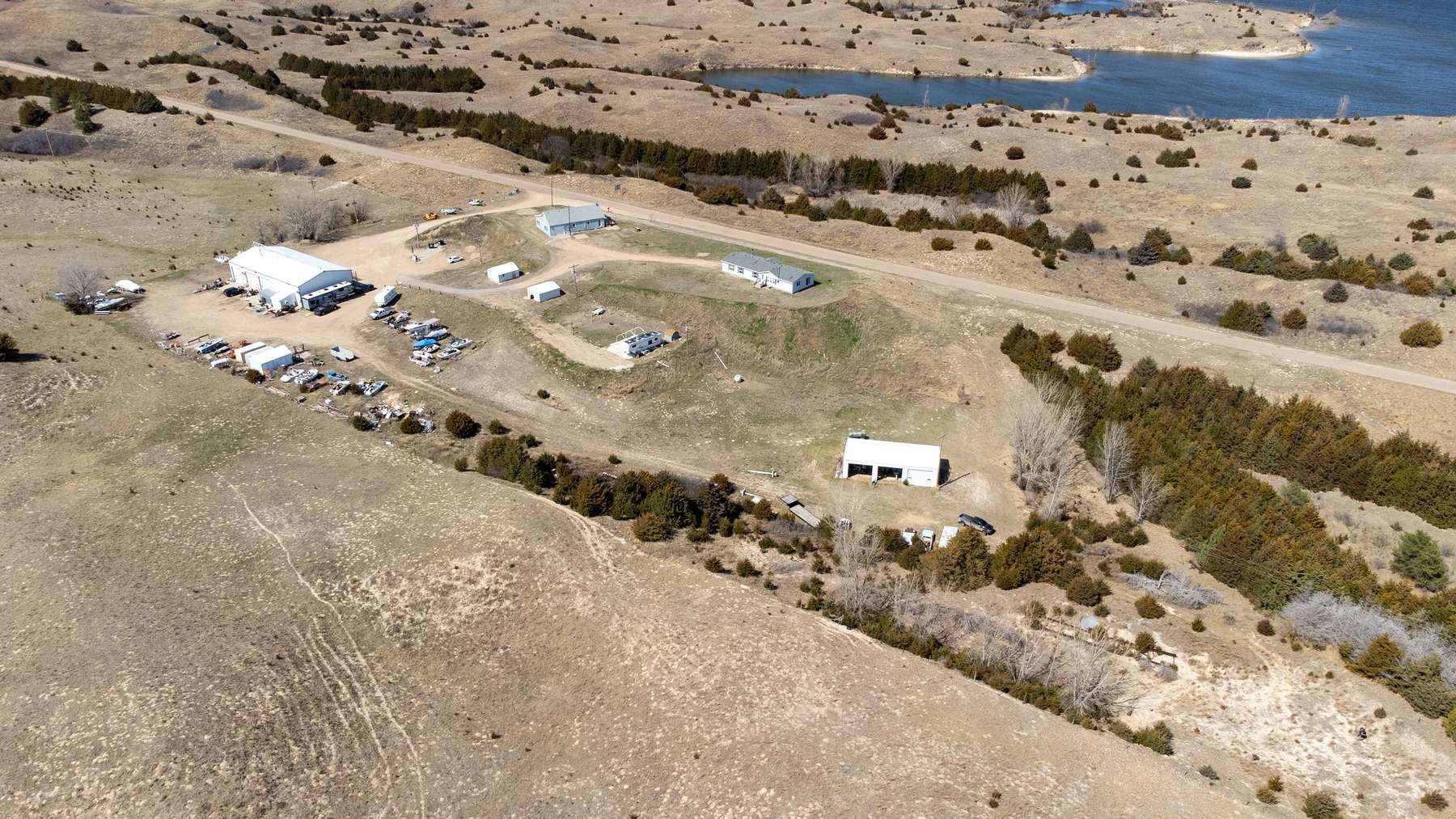 South Lake Pourhouse & Calamus Marine South Lake Road, Burwell