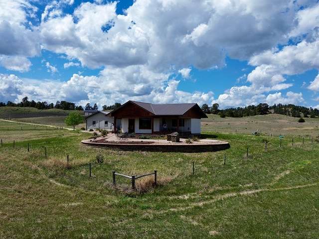 39851 State Hwy 12, Valentine, NE 69201