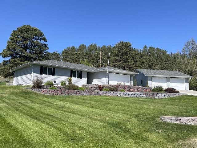 110 Lake Shore Drive, Valentine, NE 69201