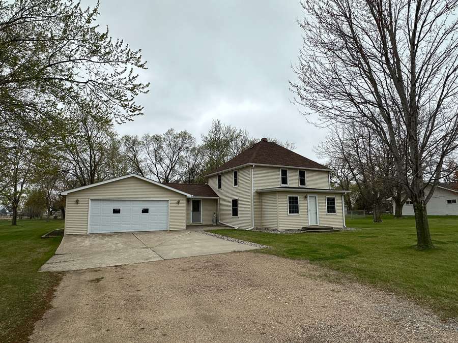 1003 E State Street, Atkinson, NE 68713