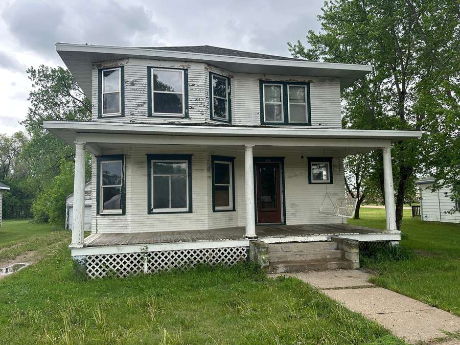 424 W Ponca Street, Lynch, NE 68746