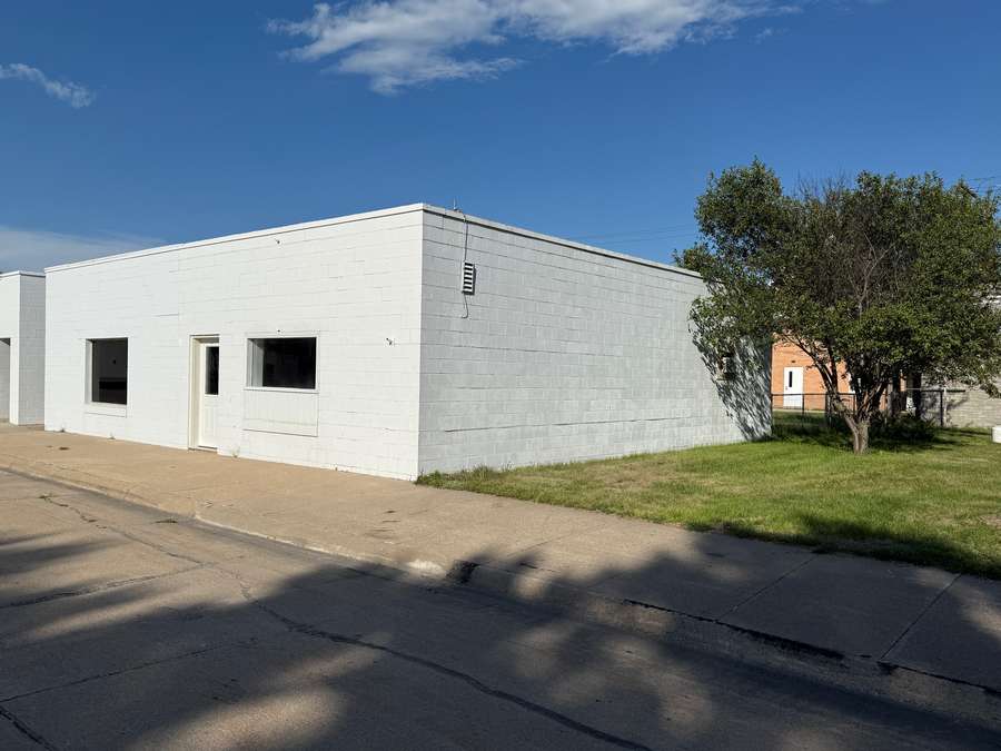 213 & 215 S Main Street, Atkinson, NE 68713