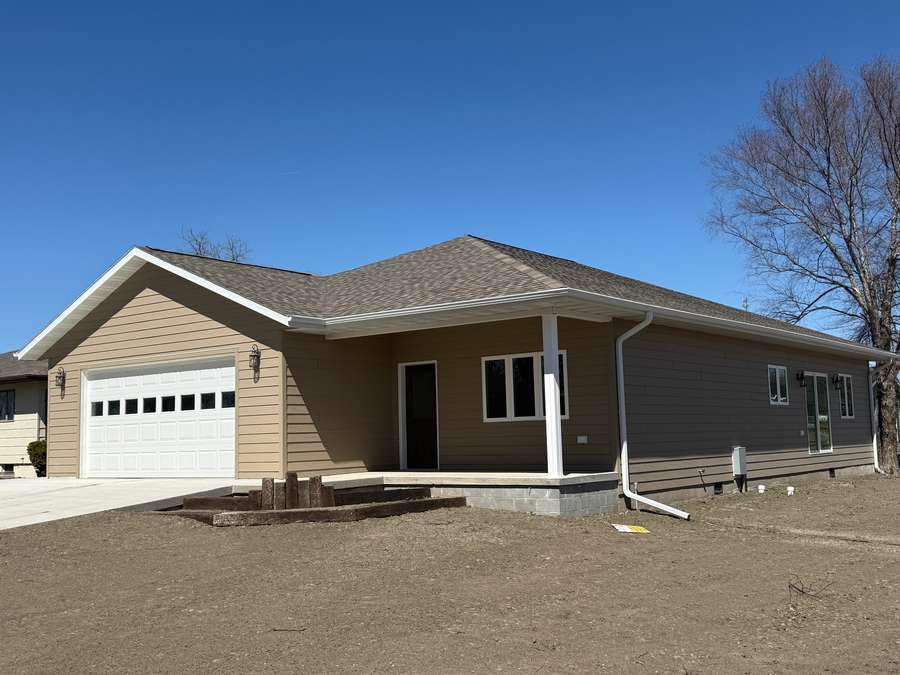 402 West Main Street, Spencer, NE 68777