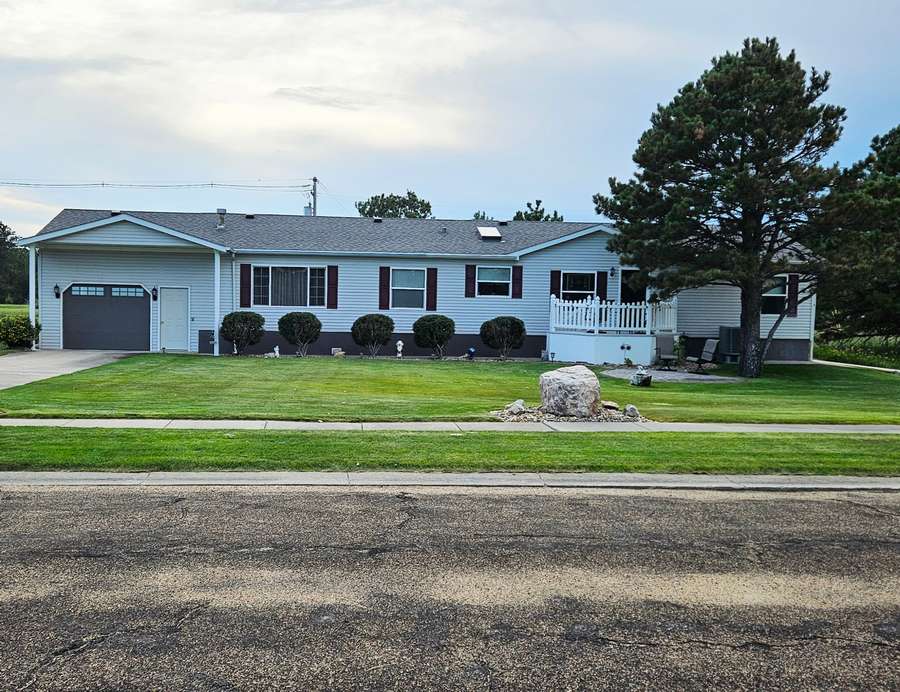 1007 Queen Street, Valentine, NE 69201