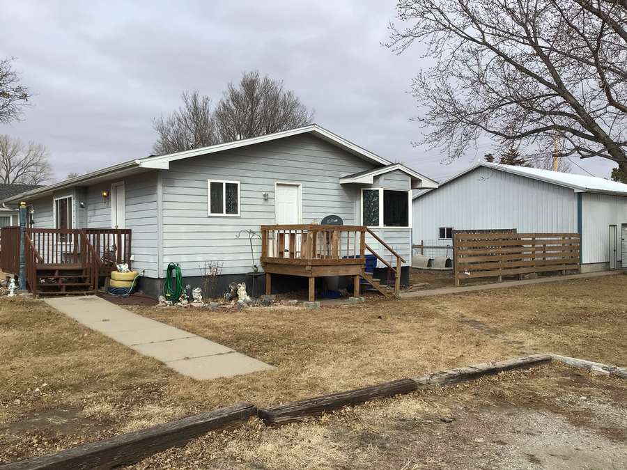 208 W Vinton St, Spencer, NE 68777