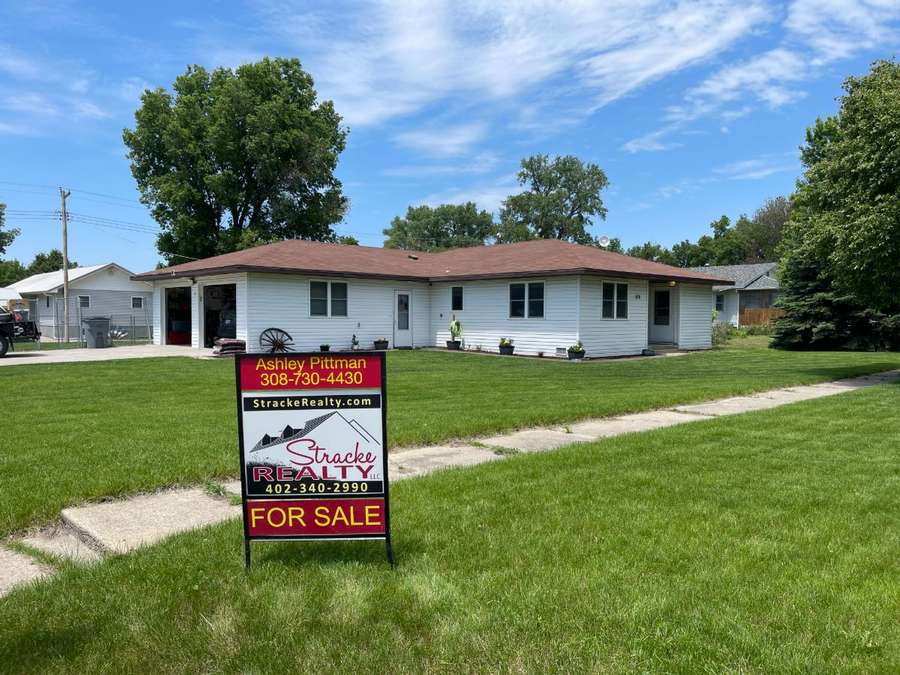 515 S State Street, Bassett, NE 68714