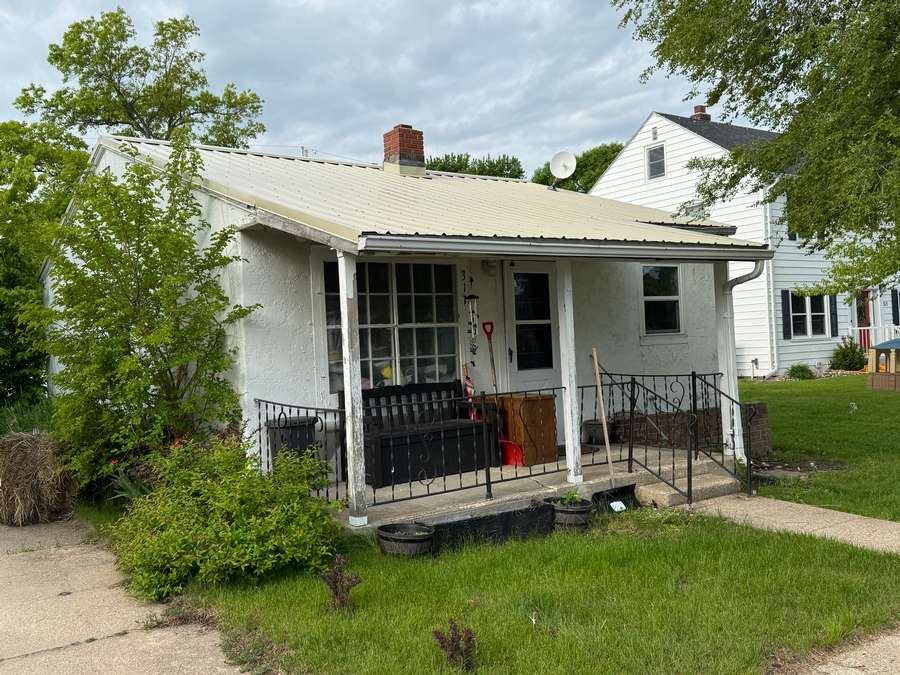 311 & 313 W. State Street, Atkinson, NE 68713