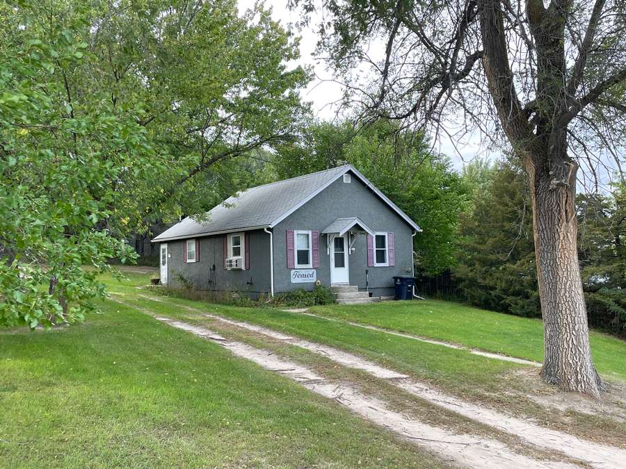521 Plum Street, Bassett, NE 68714