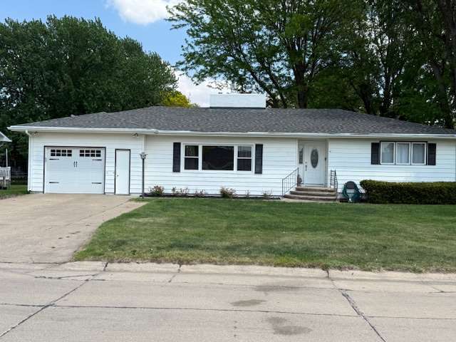 1402 N 5th Street , O'Neill, NE 68763