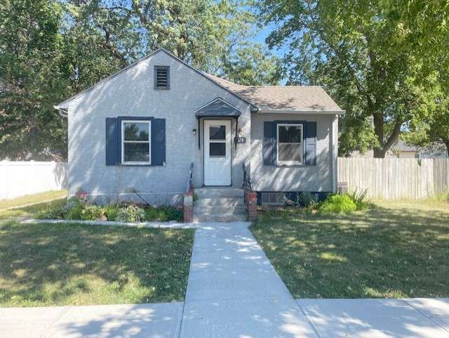 324 N Walnut Street, Ainsworth, NE 69210