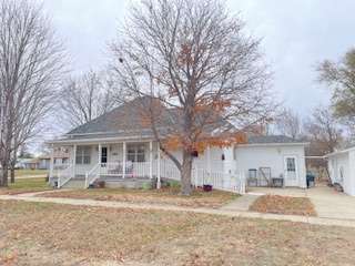 202 E 6th Street, Long Pine, NE 69217